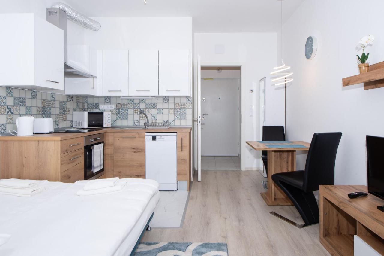 Waterfront By Urbanrent Appartement *
