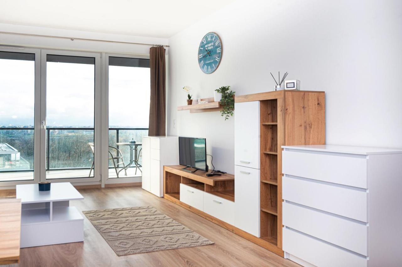 Apartment Waterfront By Urbanrent